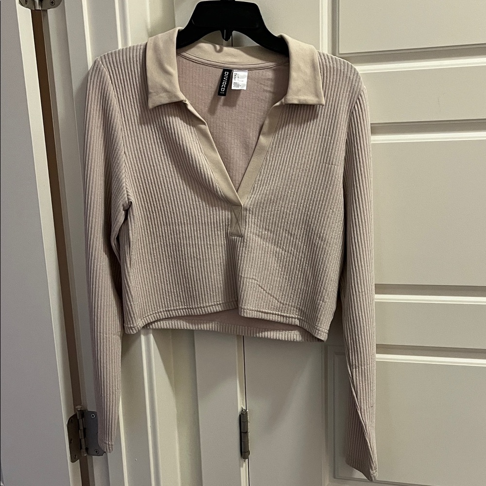 H&M Ribbed Beige Crop Top